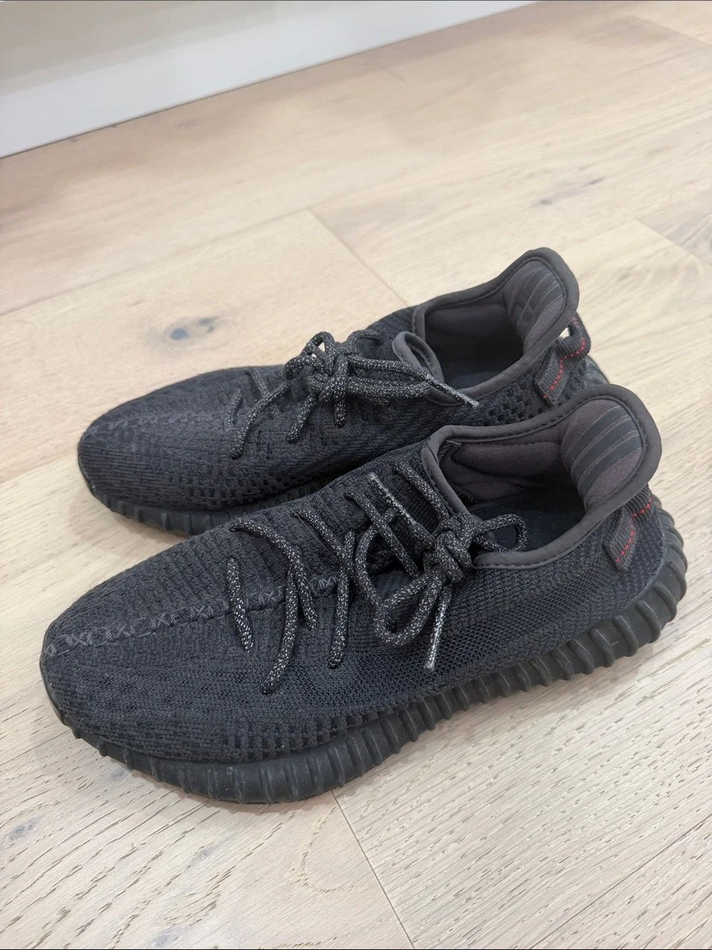 Yeezy Boost 350 V2 in Charcoal Black